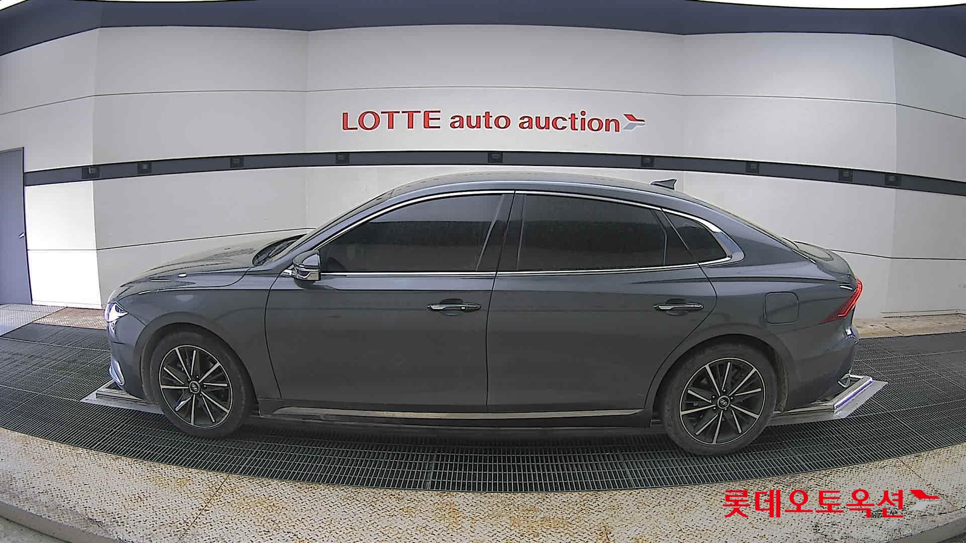 Hyundai Grandeur 2023 - Image 13