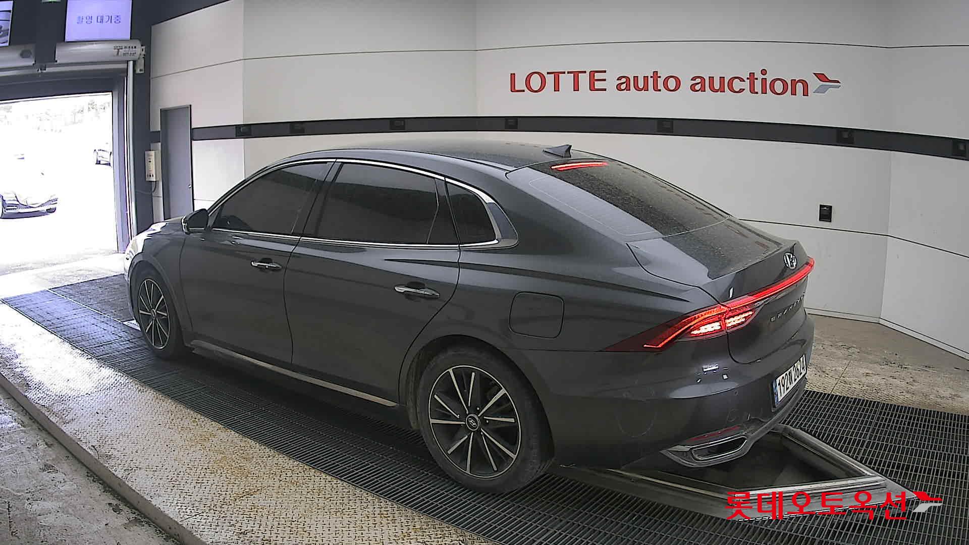 Hyundai Grandeur 2023 - Image 15