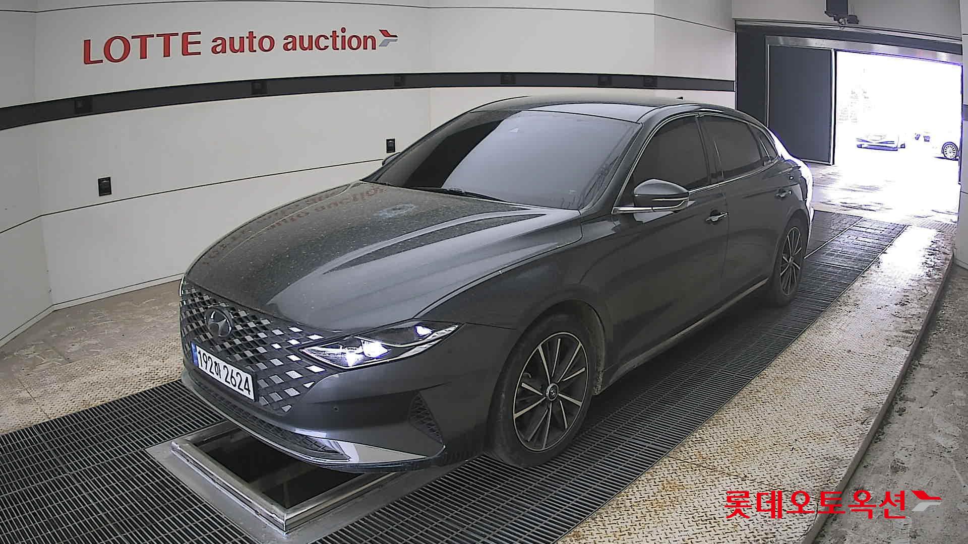 Hyundai Grandeur 2023 - Image 3