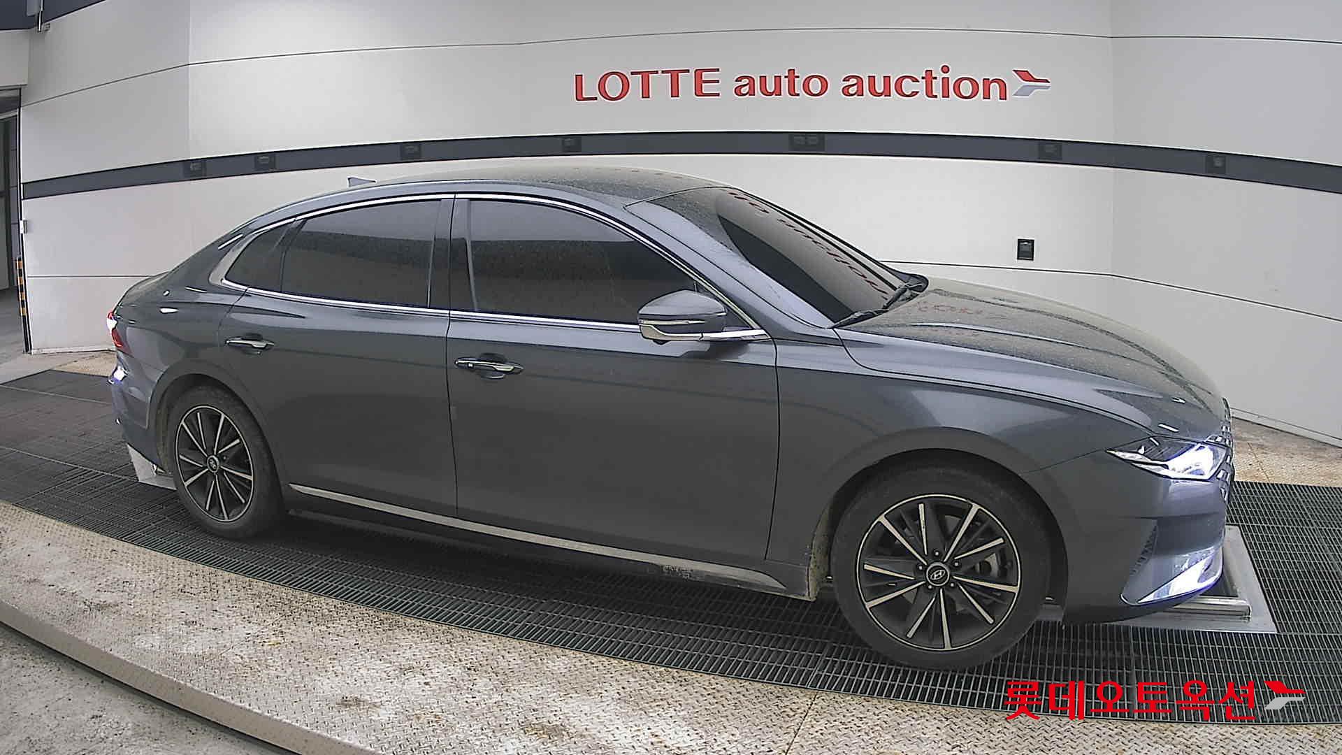 Hyundai Grandeur 2023 - Image 22