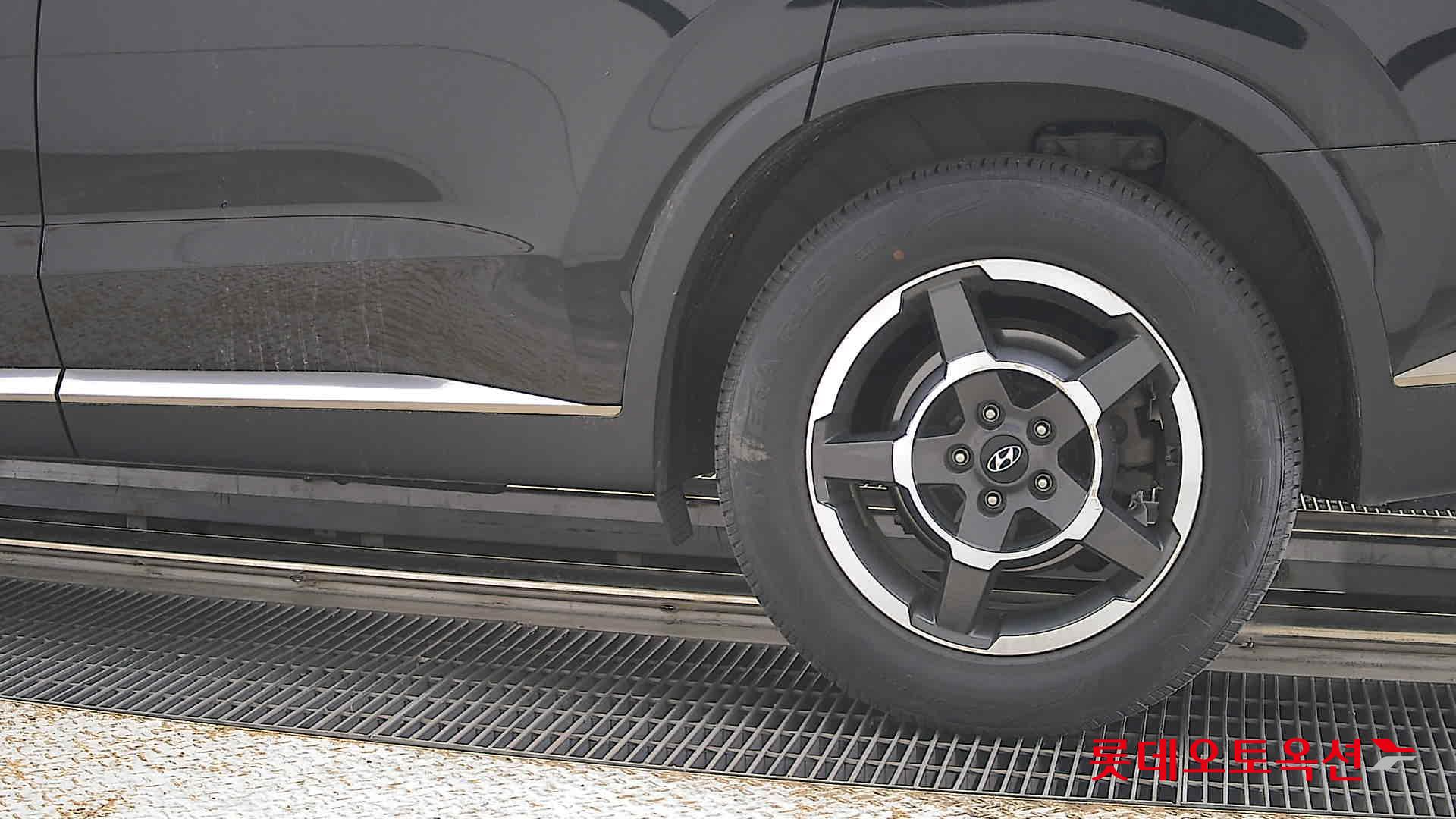 Hyundai Palisade 2023 - Image 26