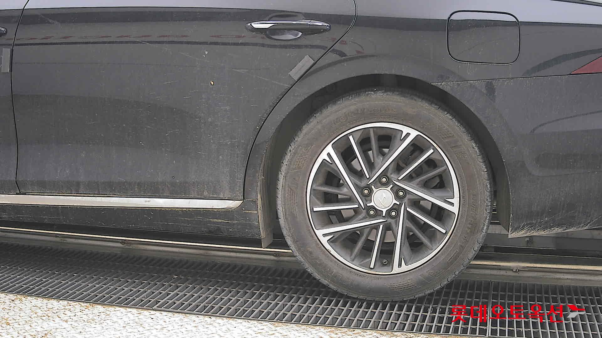Hyundai Grandeur - 26