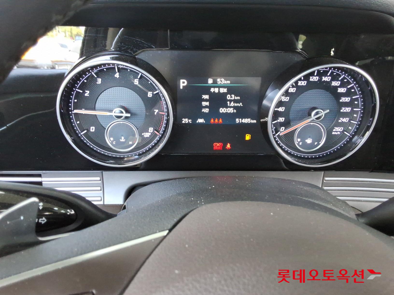 Hyundai Grandeur - 30