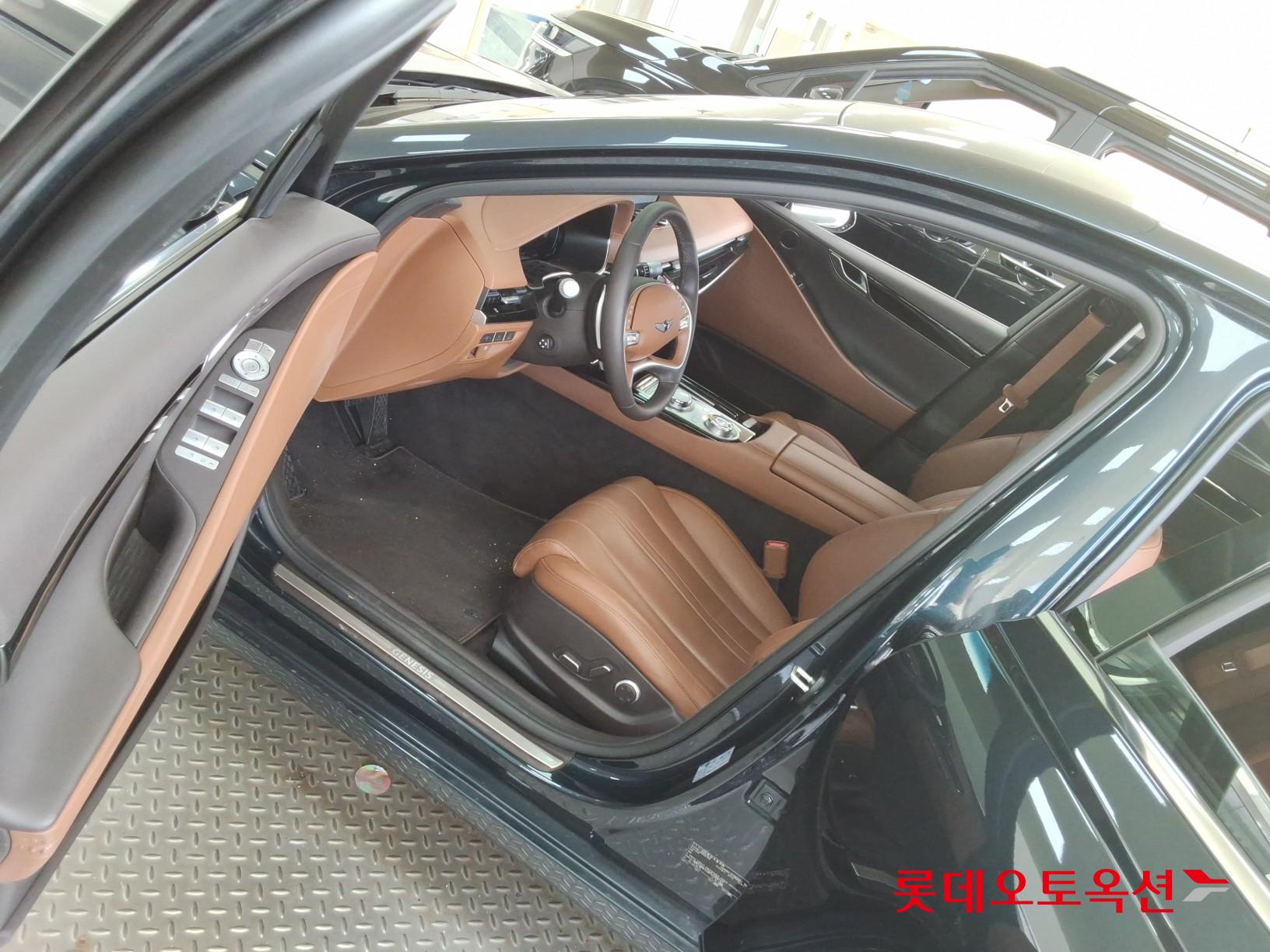 Genesis G80 - 36