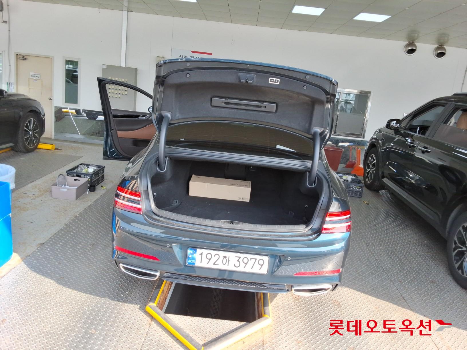 Genesis G80 - 9