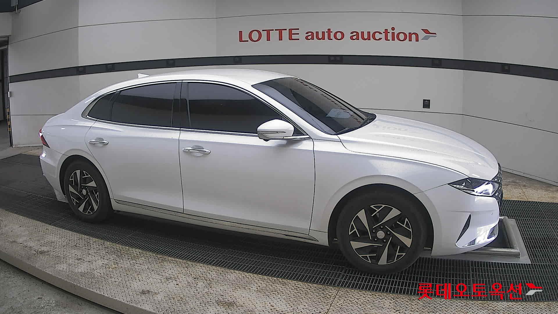 Hyundai Grandeur 2021 - Image 22
