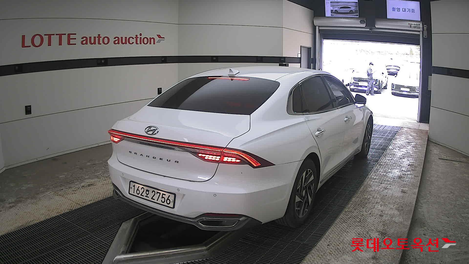 Hyundai Grandeur 2021 - Image 18