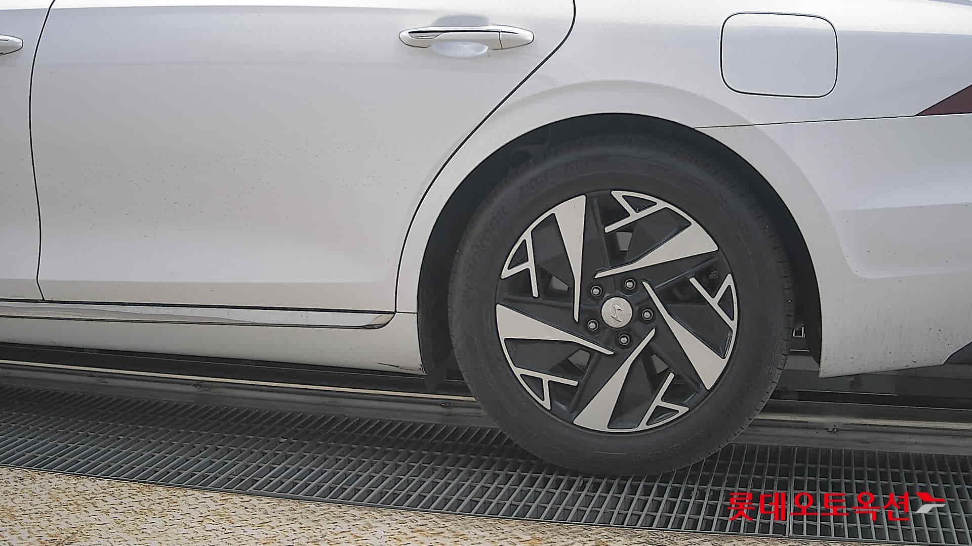 Hyundai Grandeur 2021 - Image 26