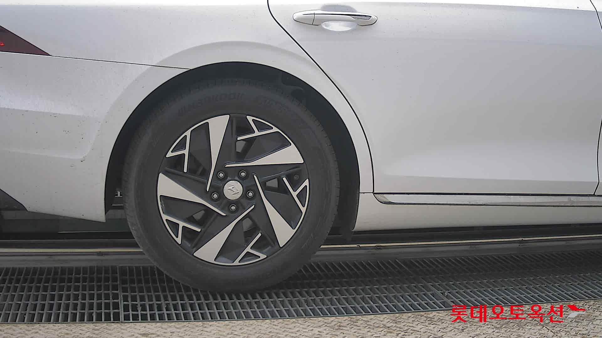 Hyundai Grandeur 2021 - Image 28