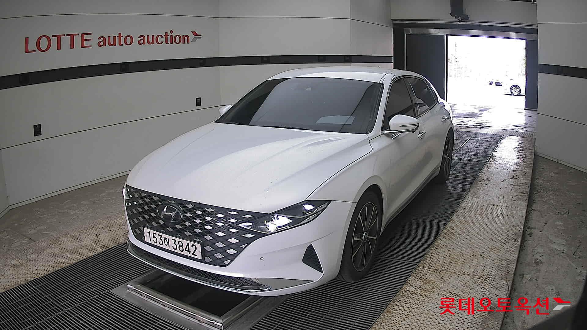 هيونداي جرانجر 2020 - صورة 10