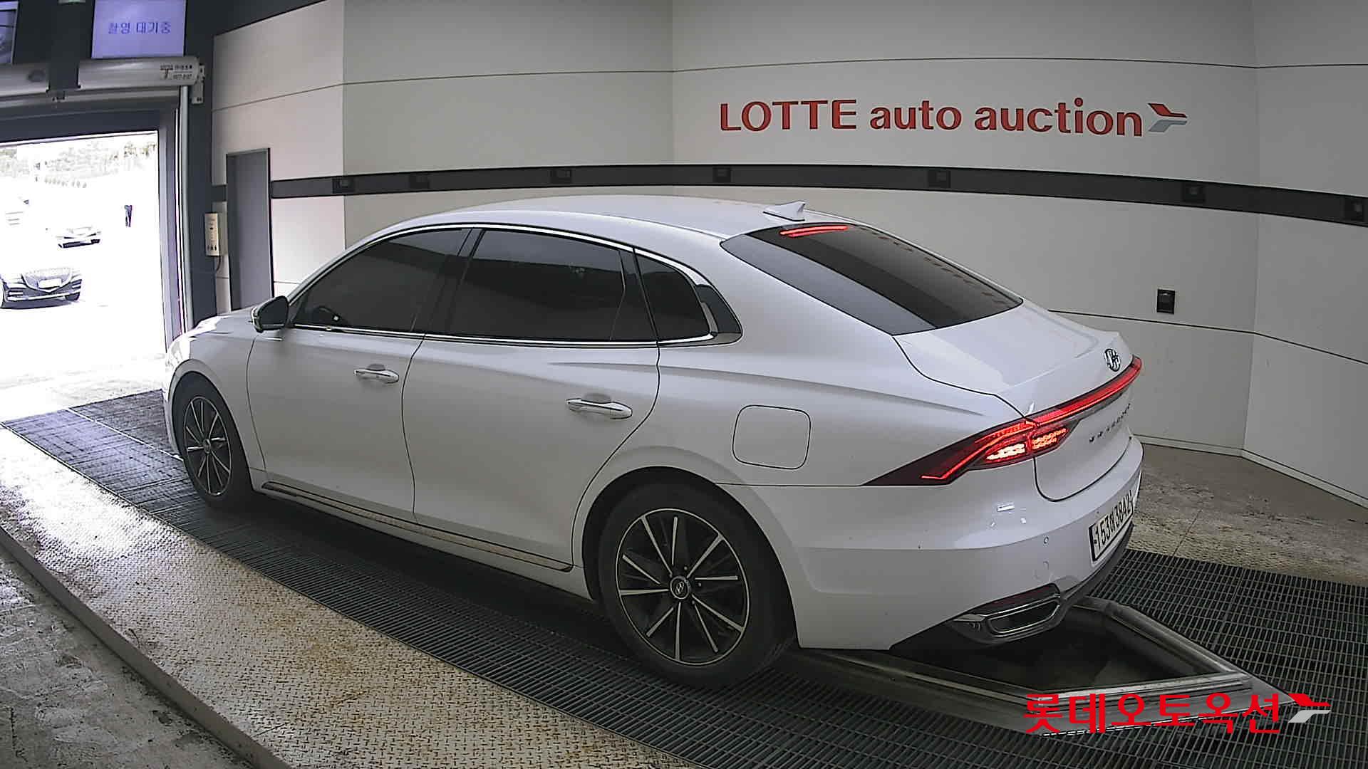 هيونداي جرانجر 2020 - صورة 15