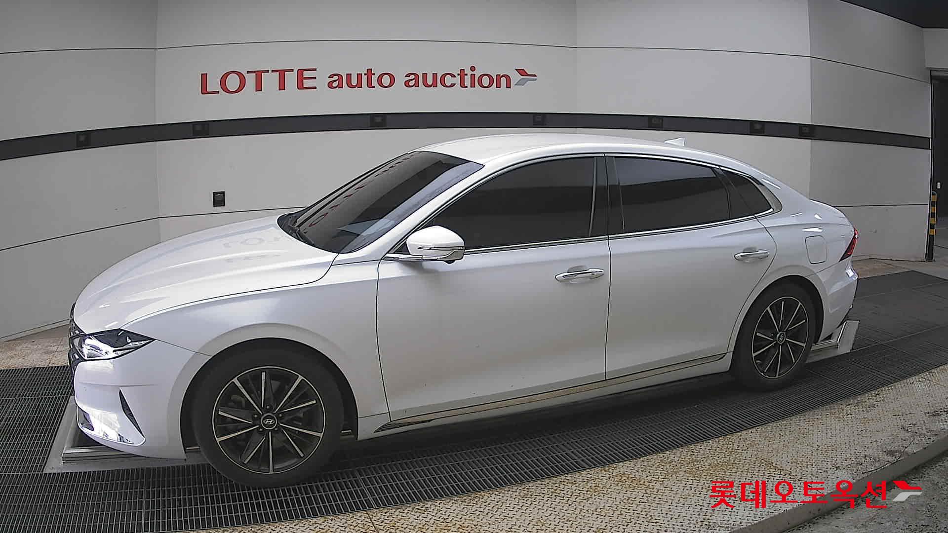 هيونداي جرانجر 2020 - صورة 12