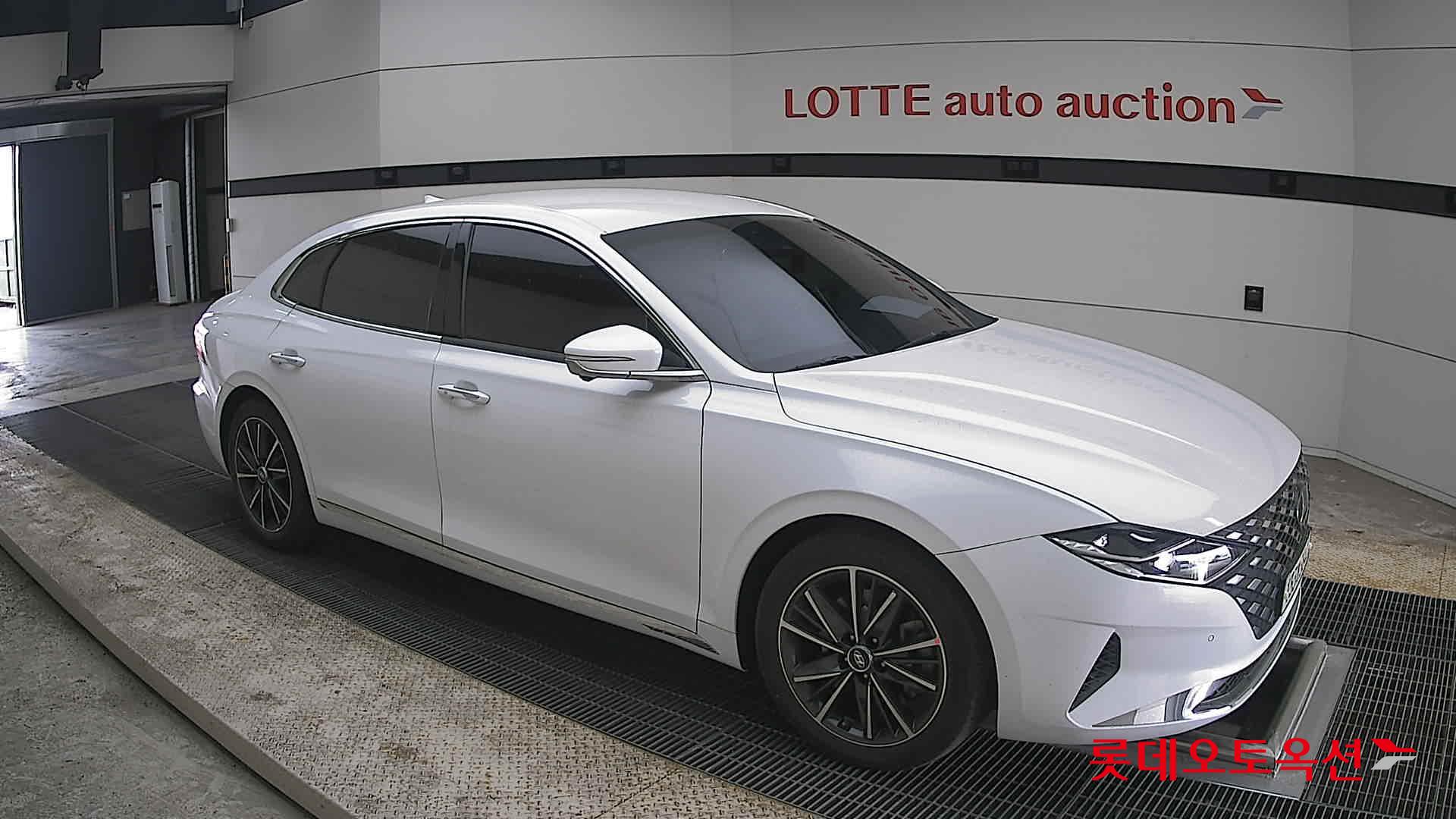 هيونداي جرانجر 2020 - صورة 23