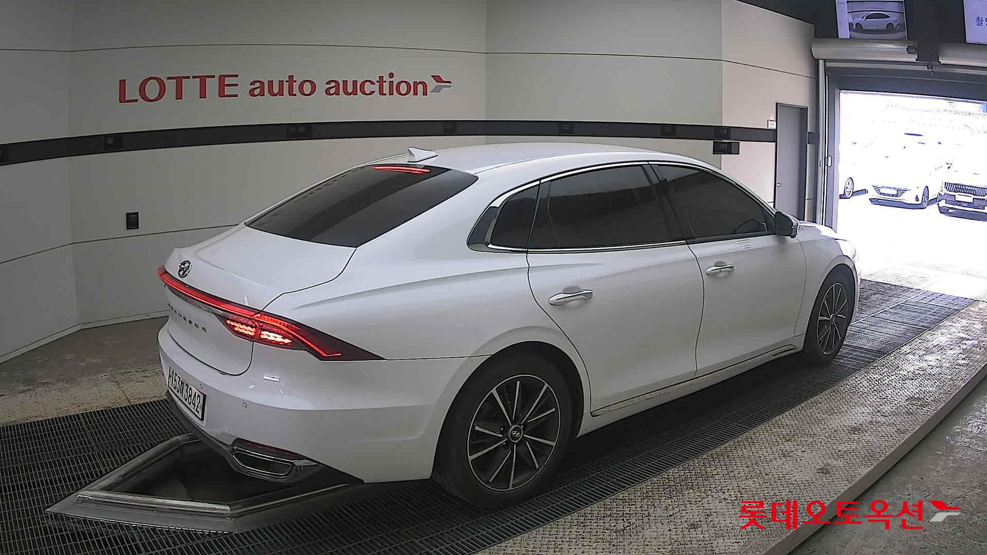 هيونداي جرانجر 2020 - صورة 19