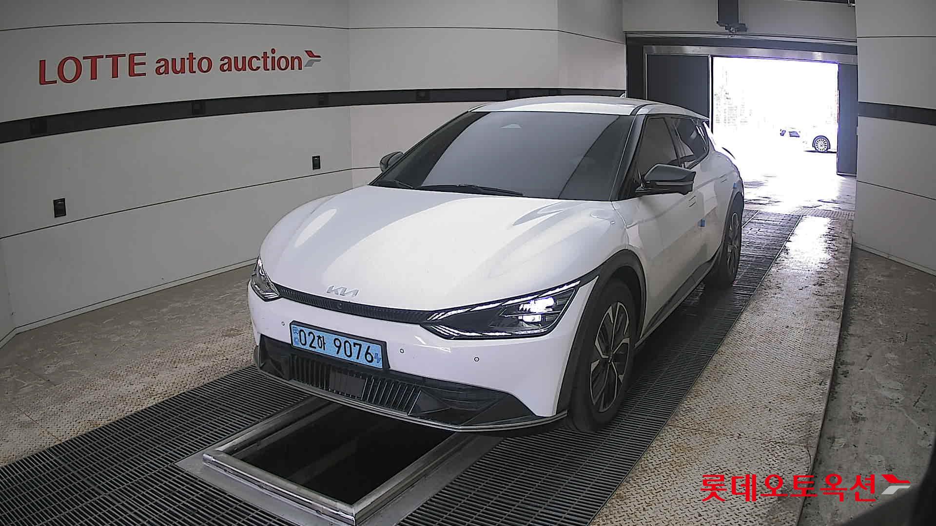 Kia EV6 2022 - Image 10