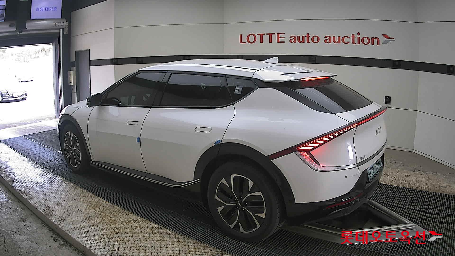 Kia EV6 2022 - Image 15