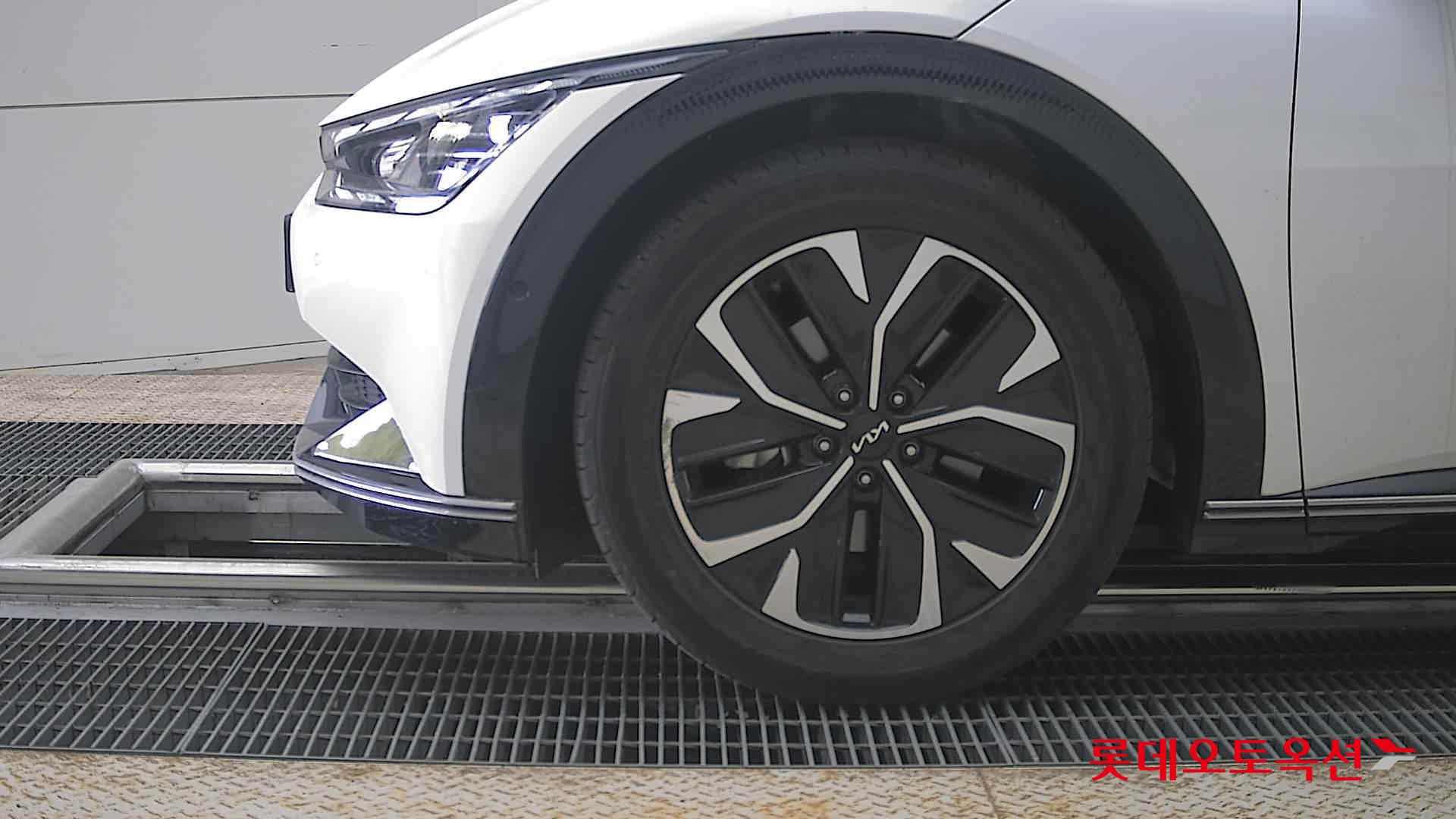 Kia EV6 2022 - Image 25