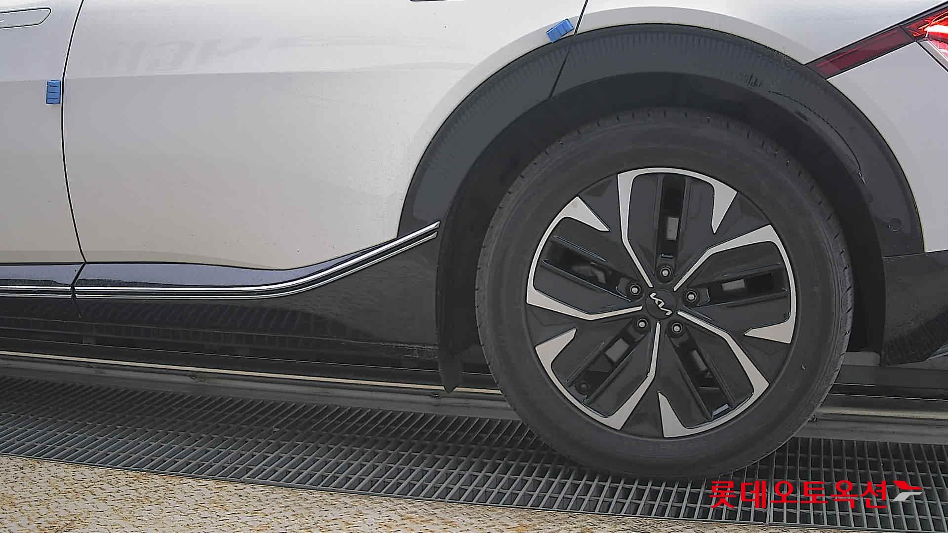 Kia EV6 2022 - Image 26