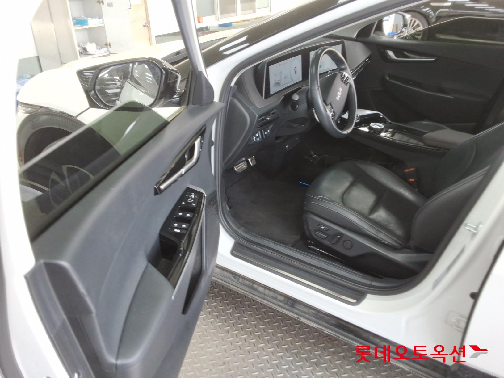 Kia EV6 2022 - Image 37