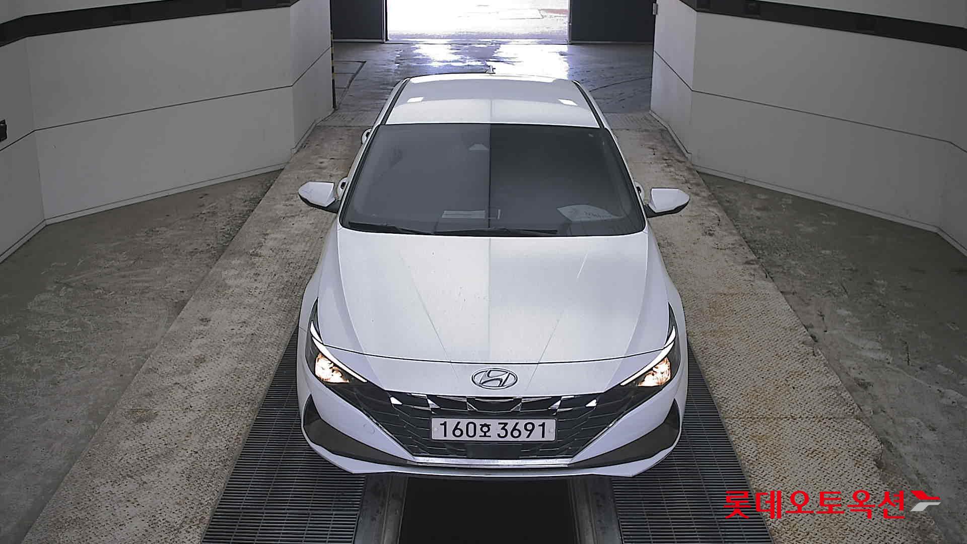 هيونداي إلانترا