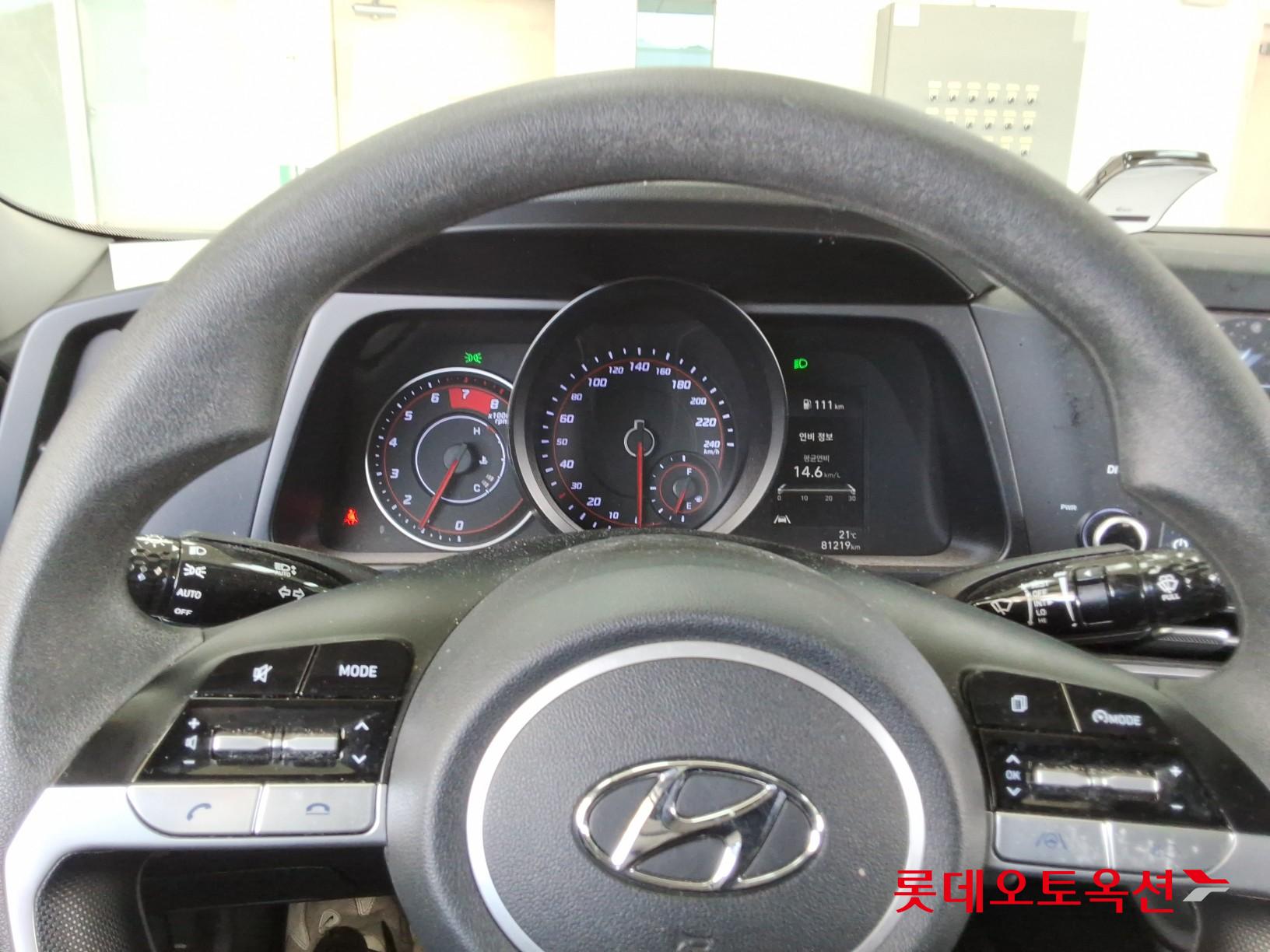 هيونداي إلانترا 2021 - صورة 30