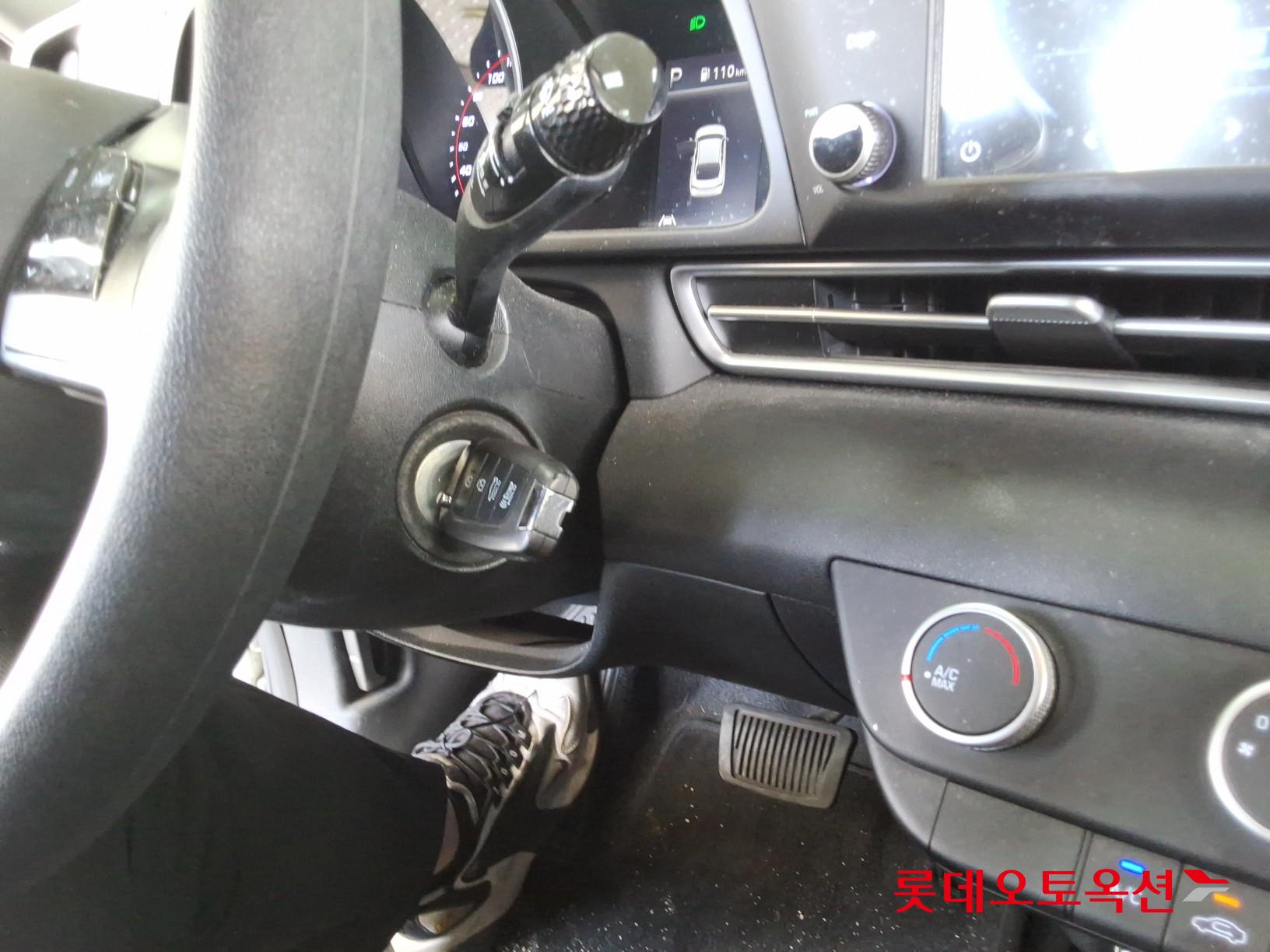 هيونداي إلانترا 2021 - صورة 35