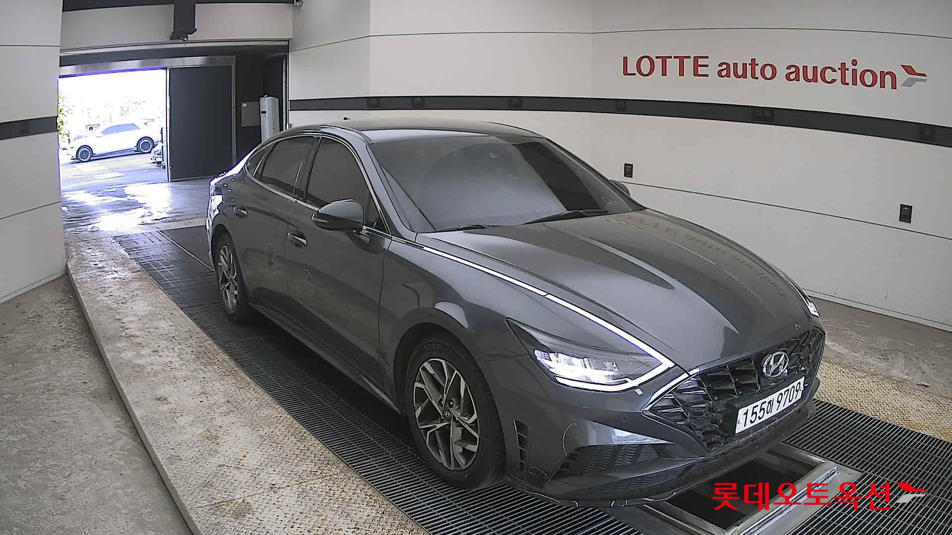 Hyundai Sonata - 6