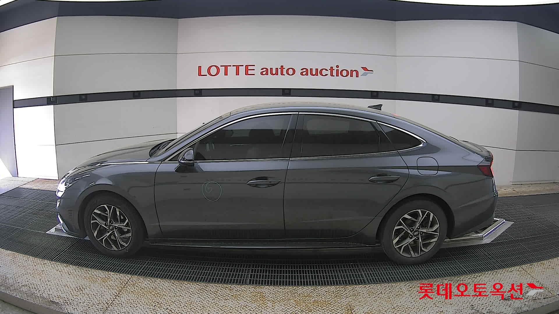 Hyundai Sonata - 13