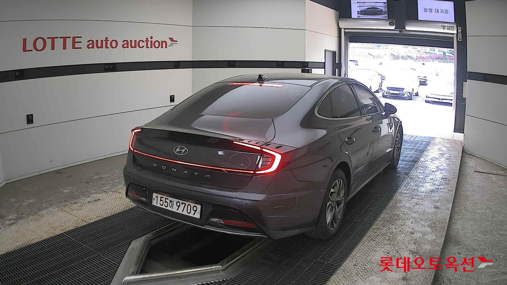 Hyundai Sonata - 18
