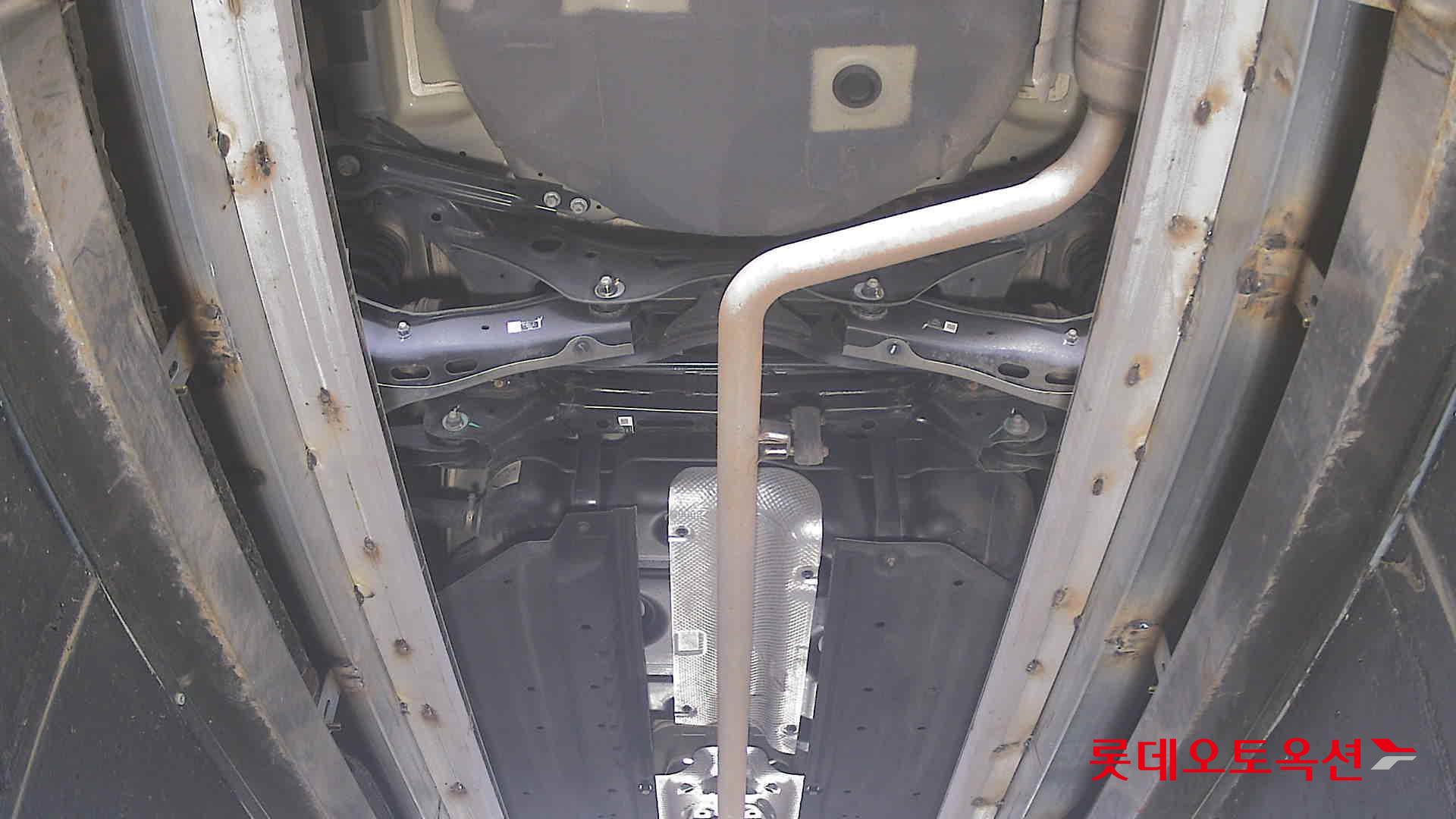 Hyundai Sonata - 2