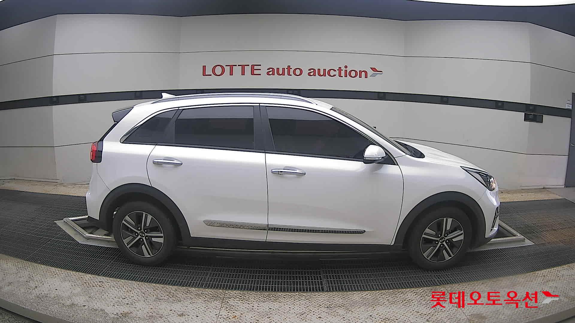 Kia Niro - 21