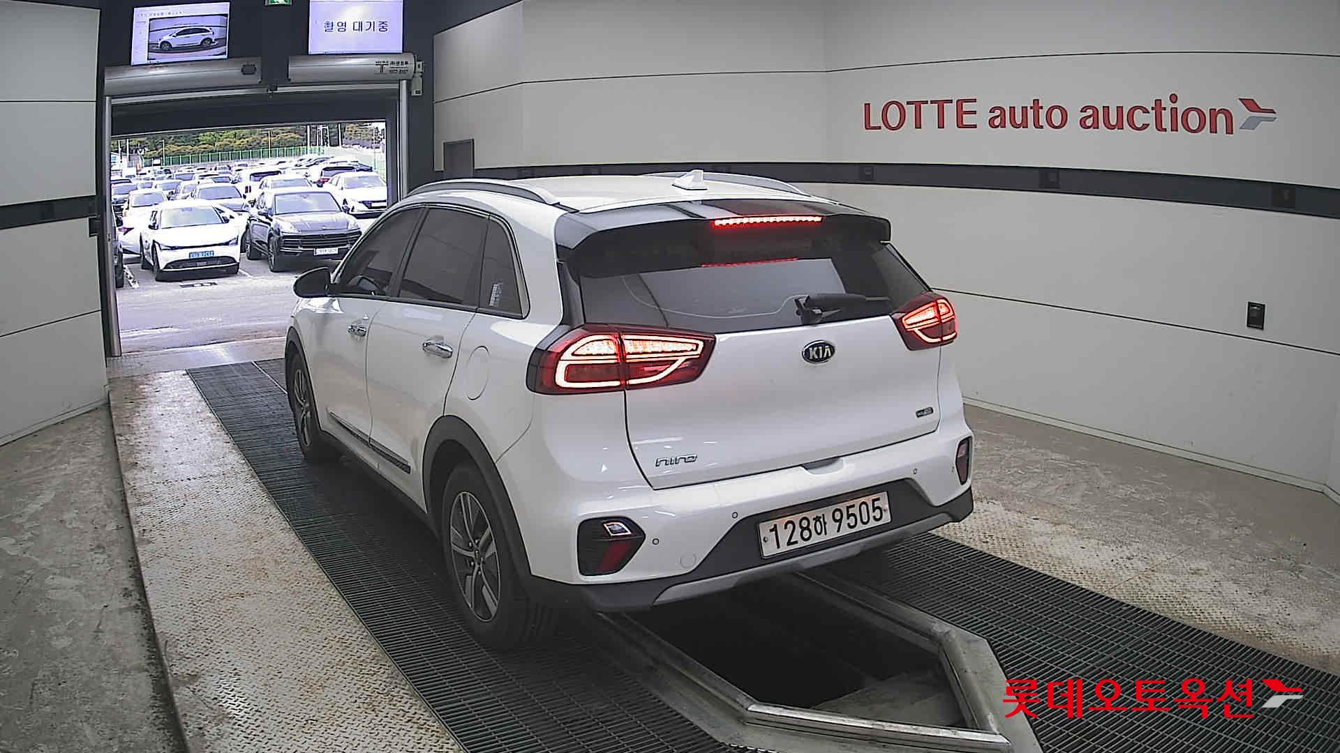 Kia Niro - 16