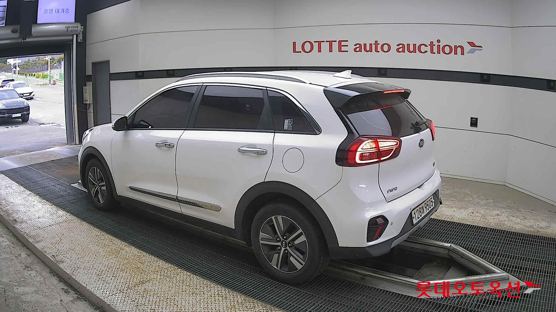 Kia Niro - 15