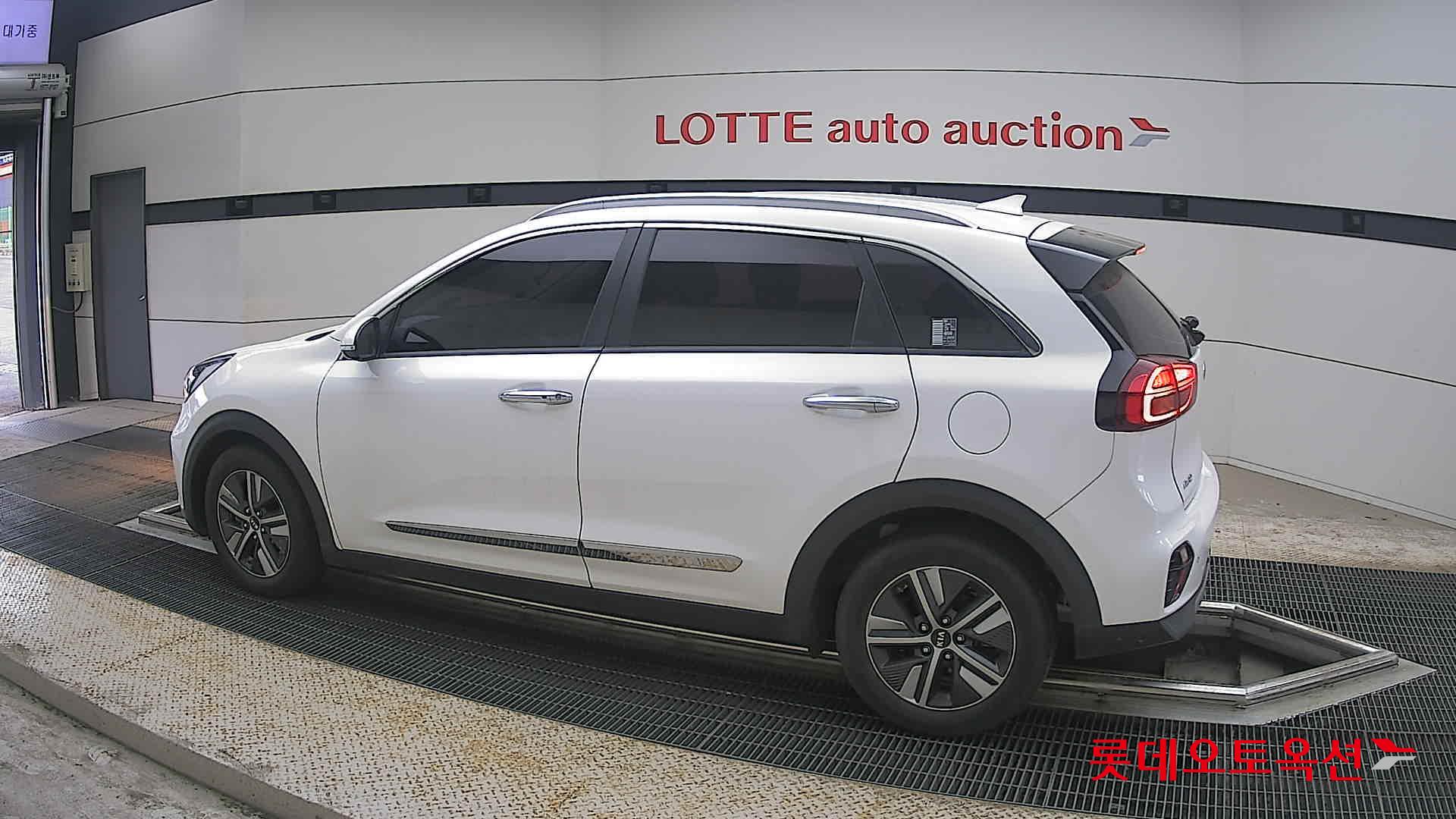Kia Niro - 14