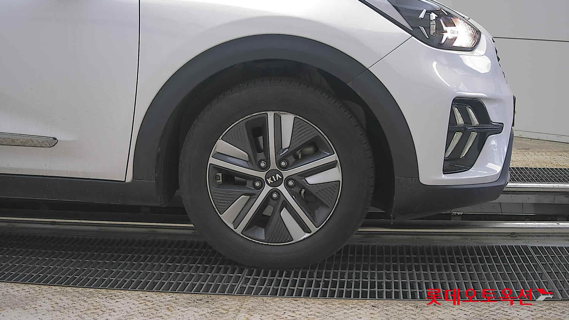 Kia Niro - 27