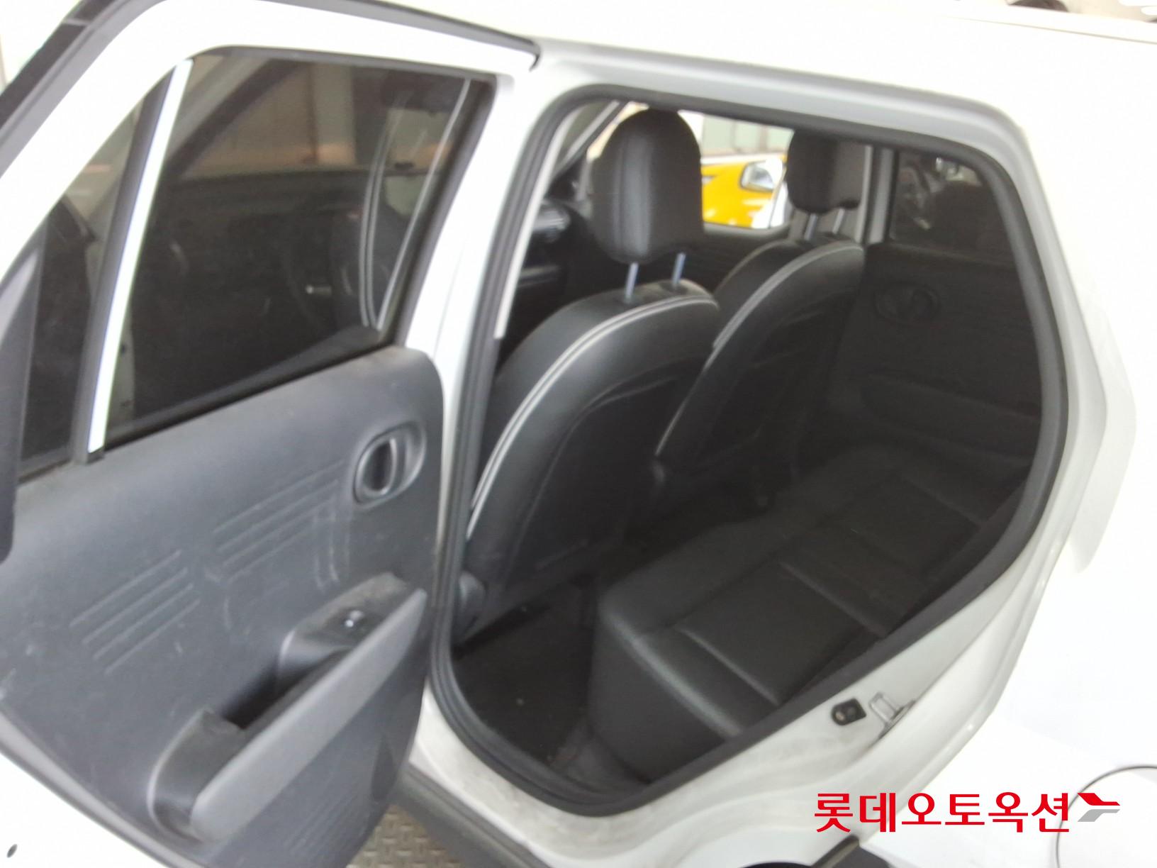 Hyundai Casper 2022 - Image 37