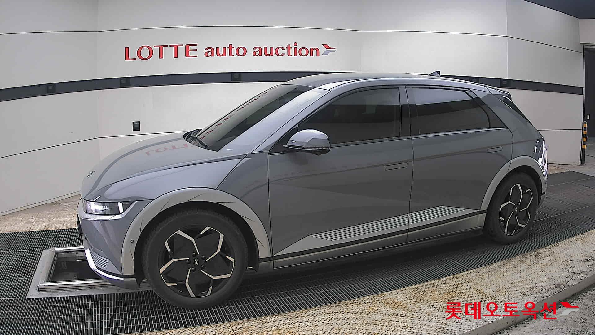 Hyundai Ioniq 5 2022 - Image 12