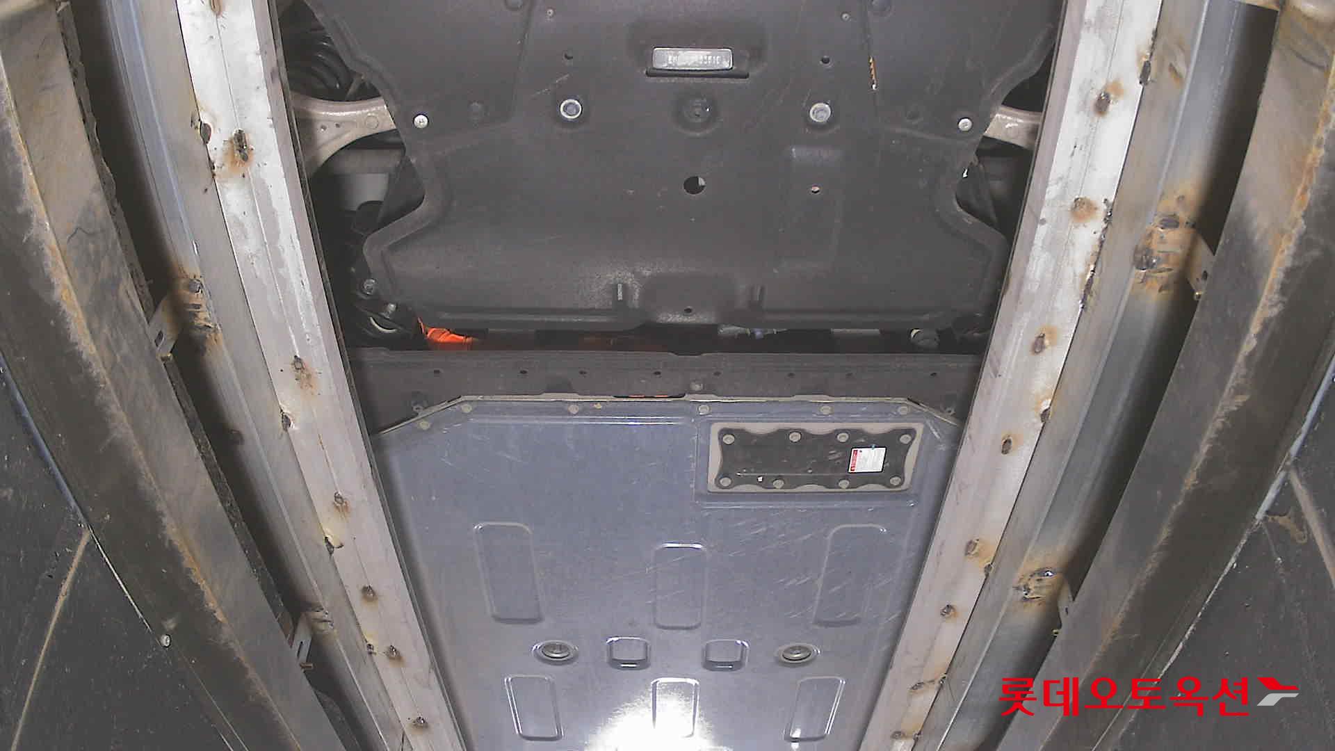 Genesis GV60 - 2