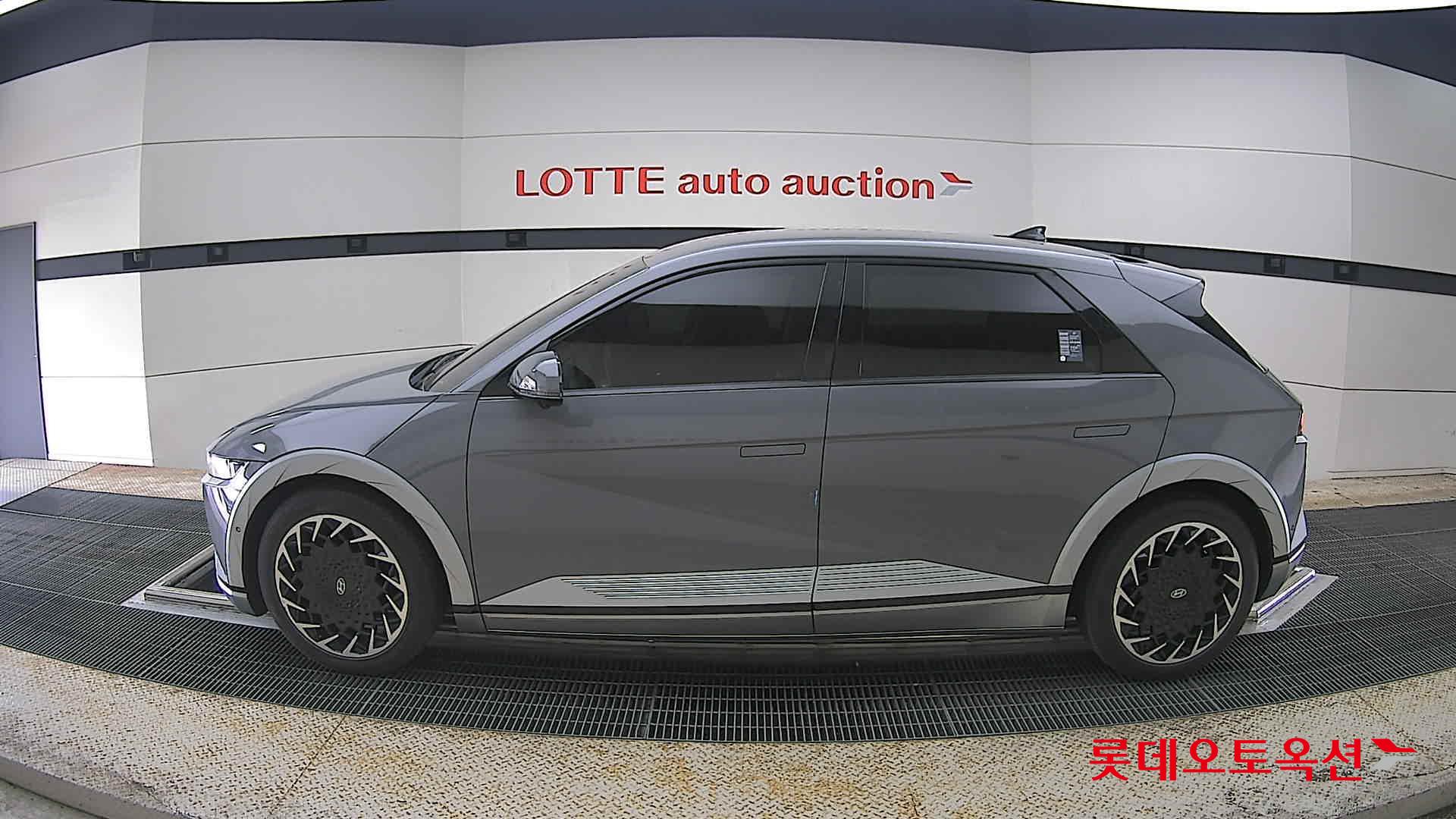 Hyundai Ioniq 5 2022 - Image 13