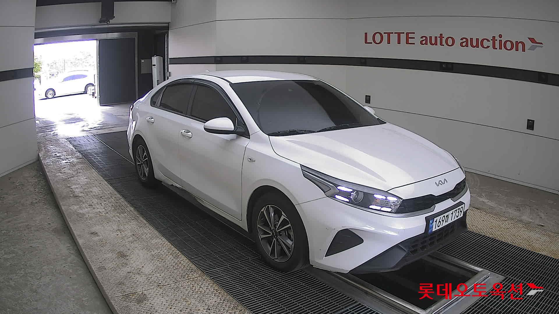 Kia K3 2022 - Image 6