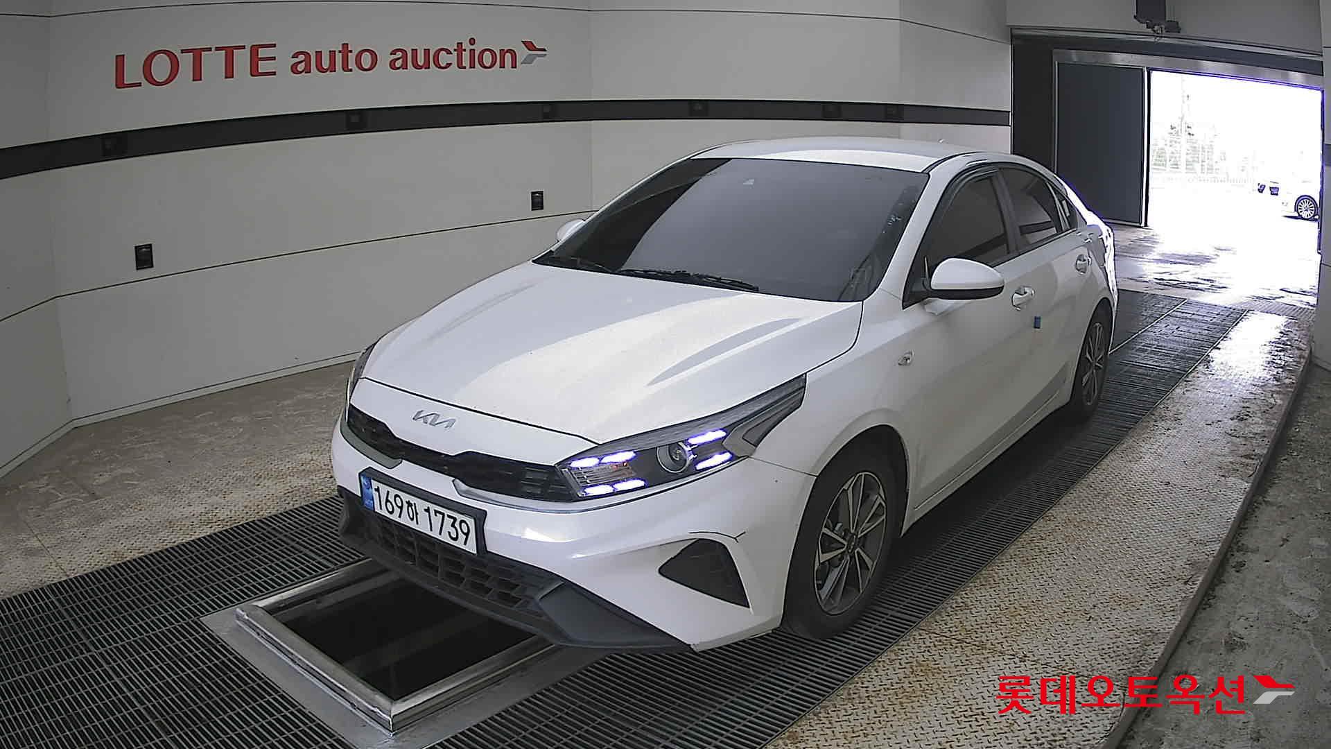 Kia K3 2022 - Image 3