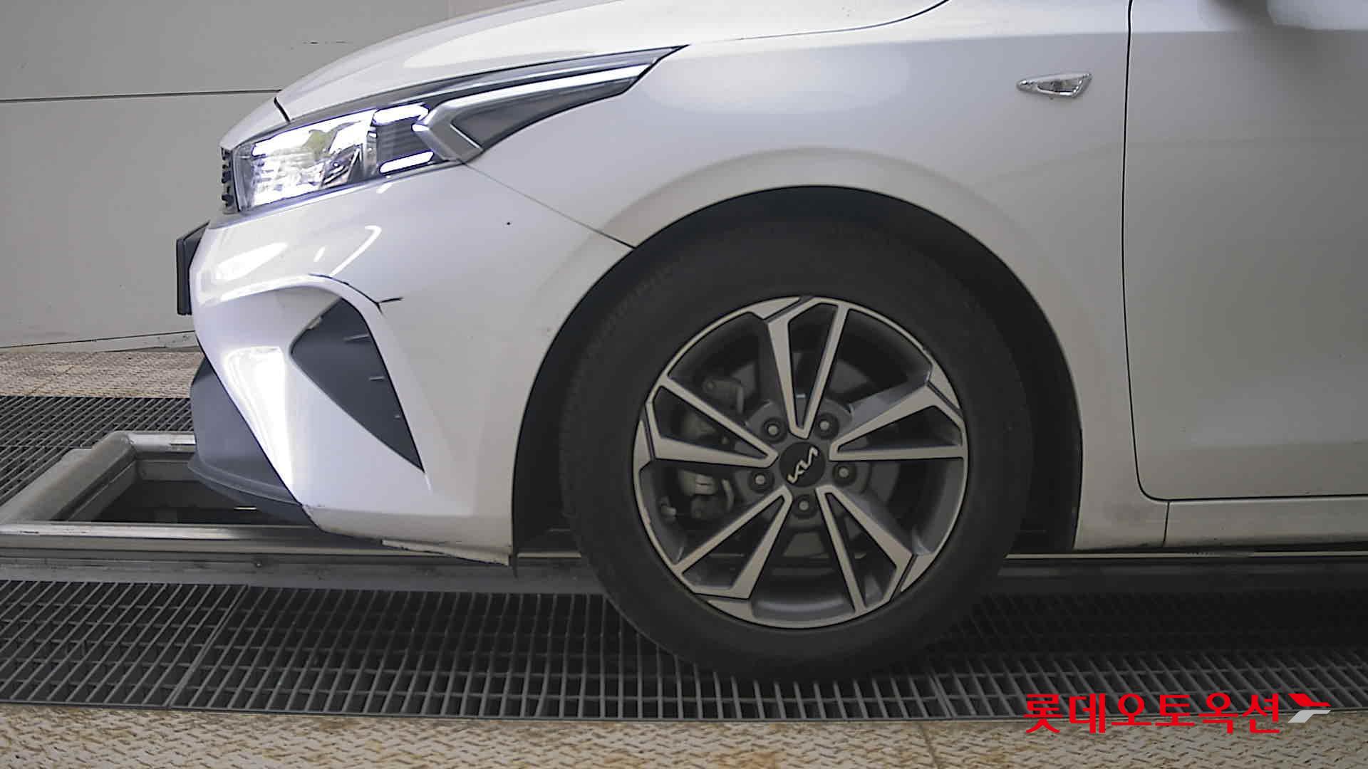 Kia K3 2022 - Image 25