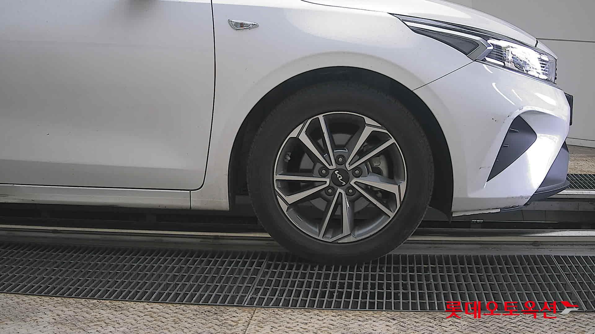 Kia K3 2022 - Image 27