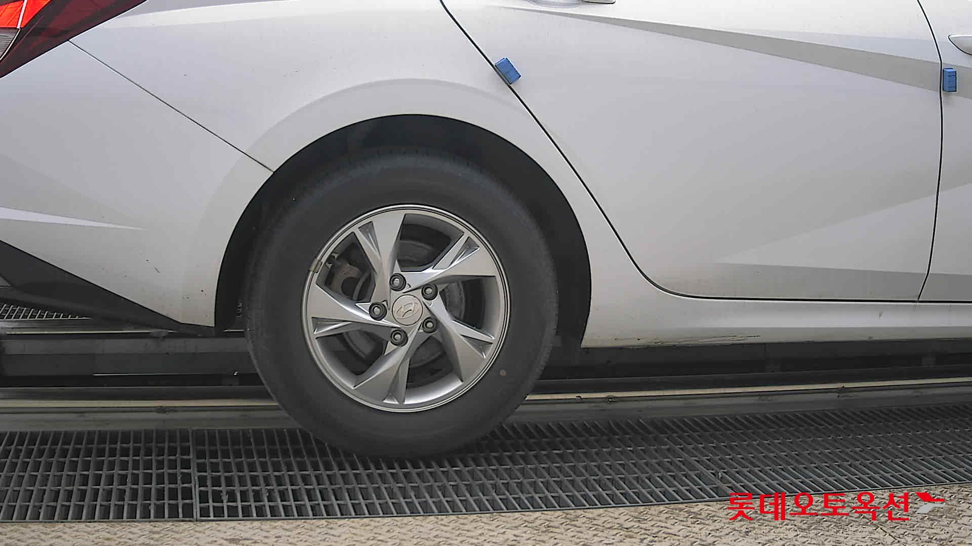 현대자동차 아반떼 2023 - 이미지 28