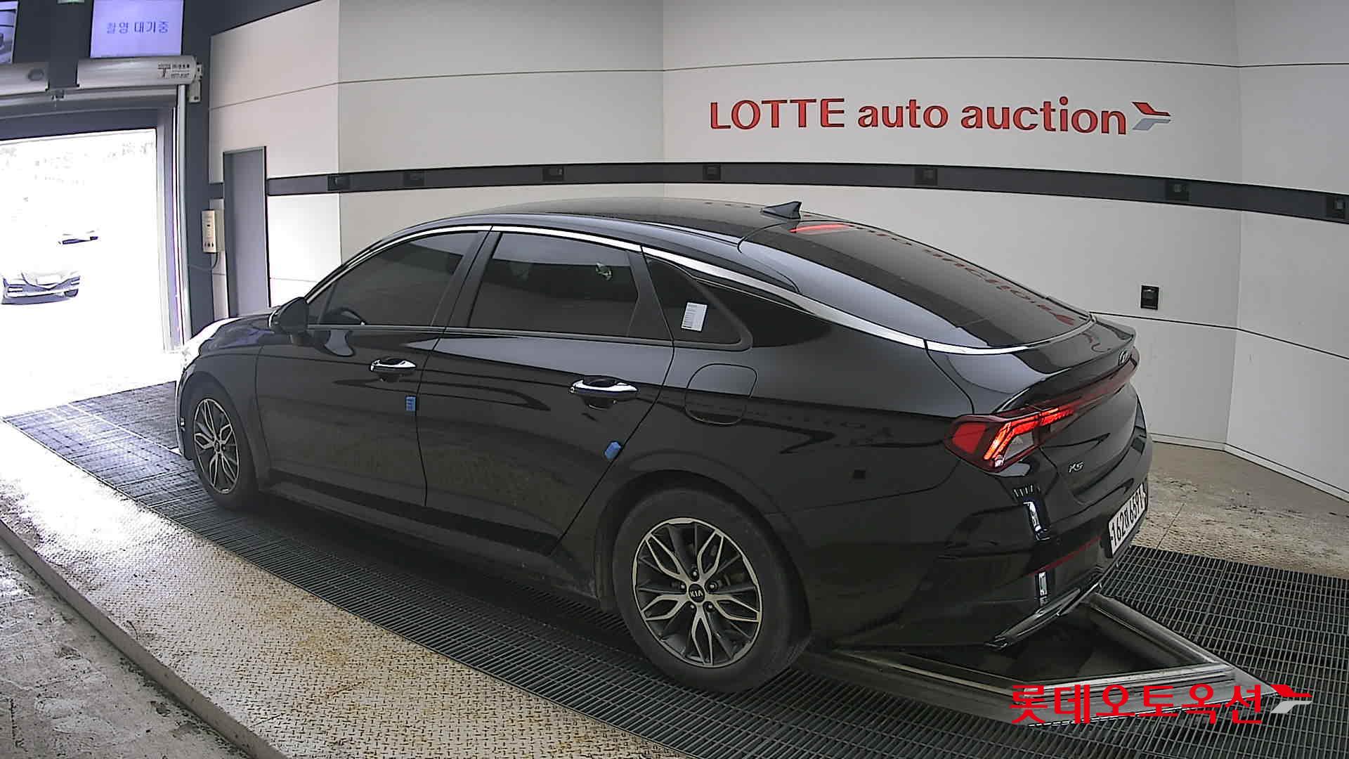 Kia K5 2021 - Image 15