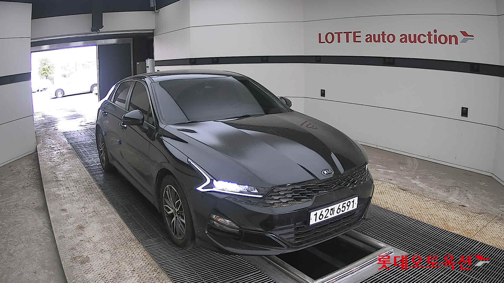 Kia K5 2021 - Image 24