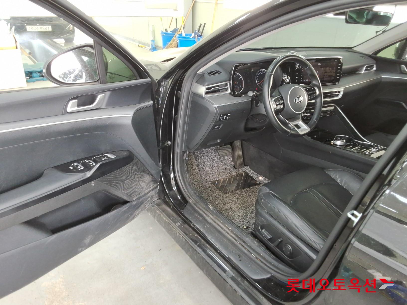 Kia K5 2021 - Image 35