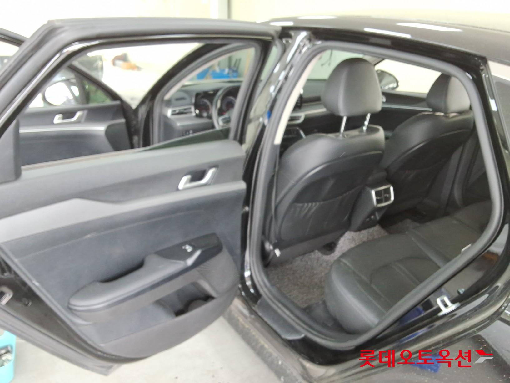 Kia K5 2021 - Image 37