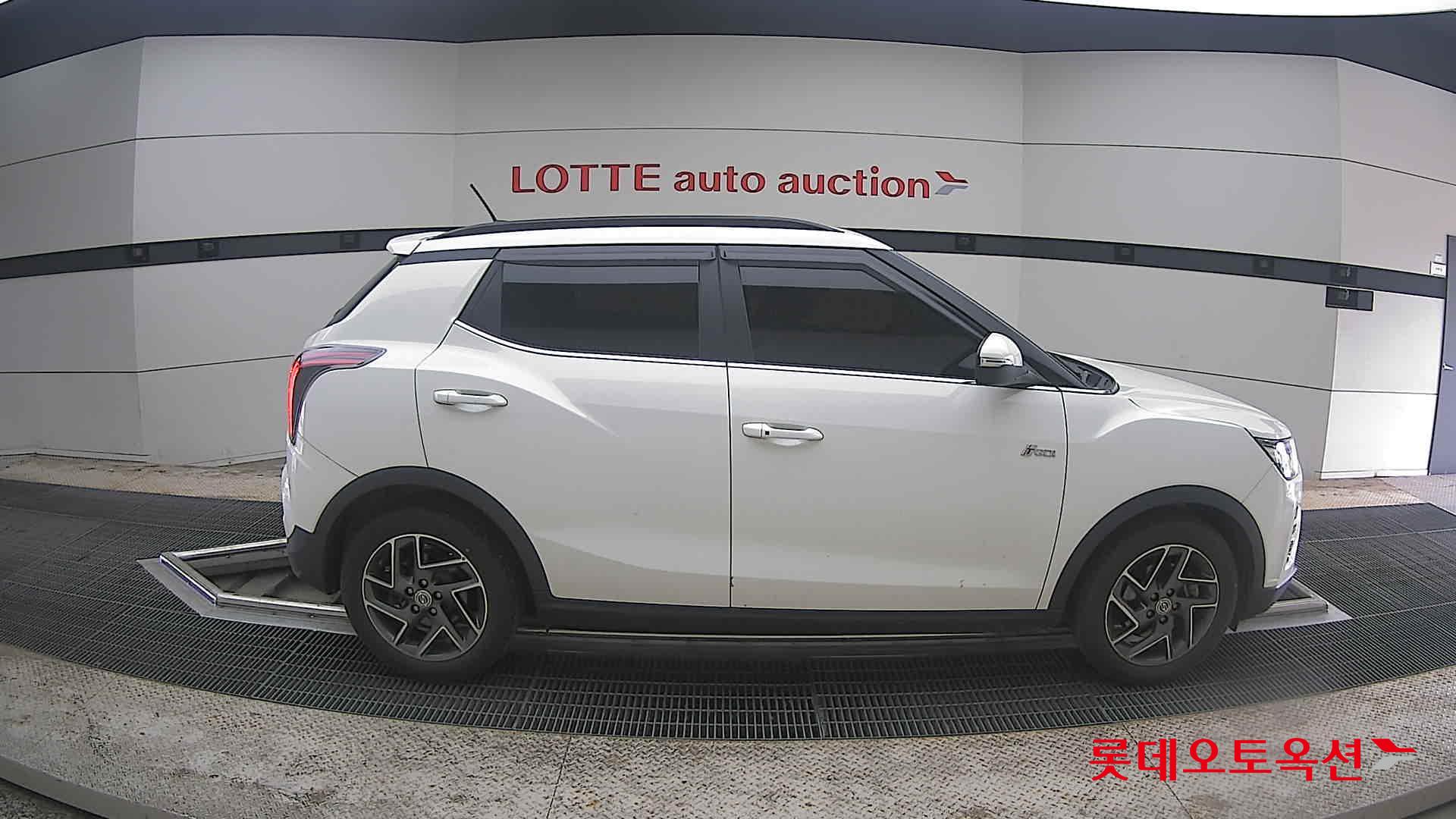 KG Mobility Tivoli 2022 - Image 21