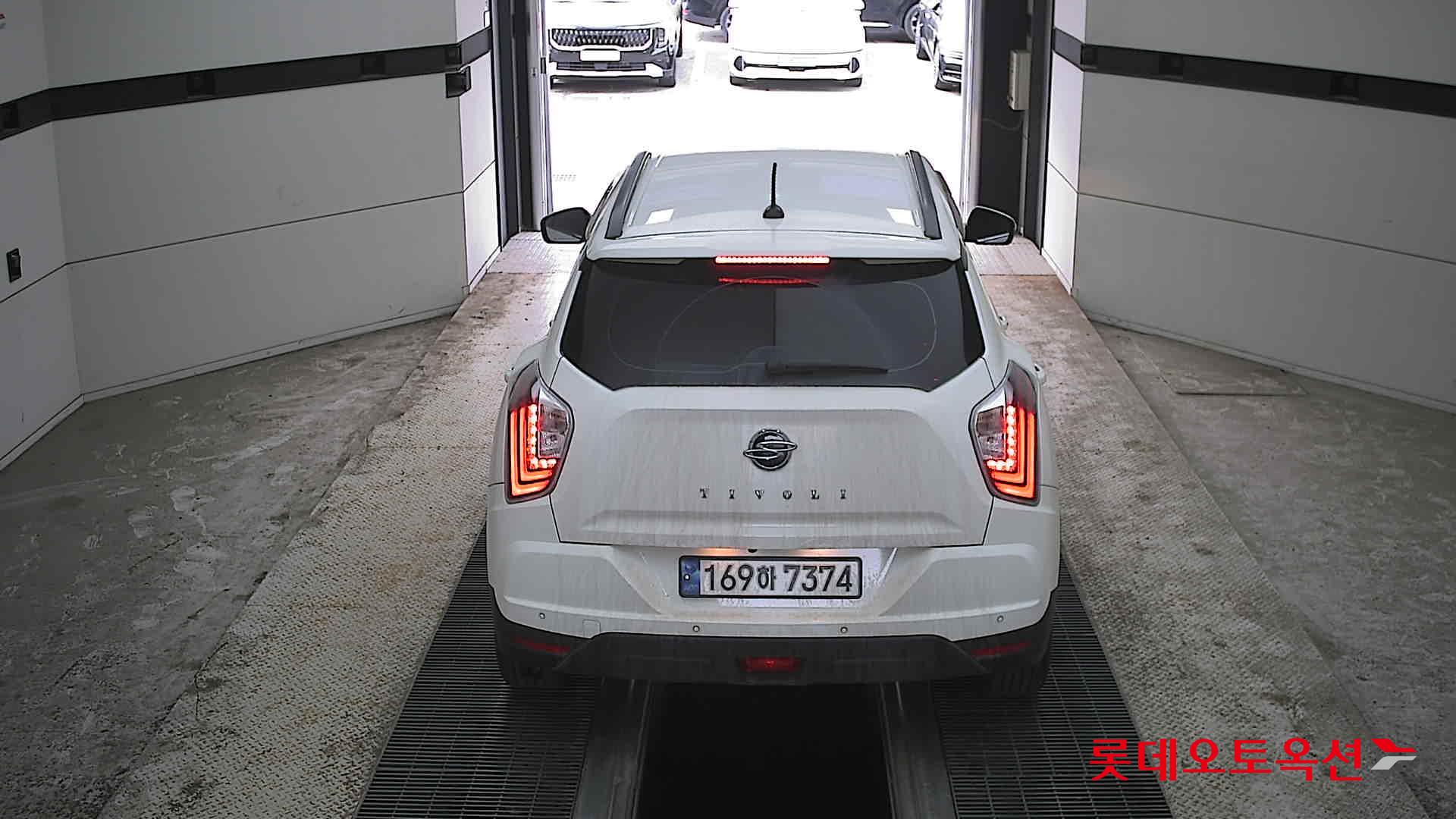 KG Mobility Tivoli 2022 - Image 17